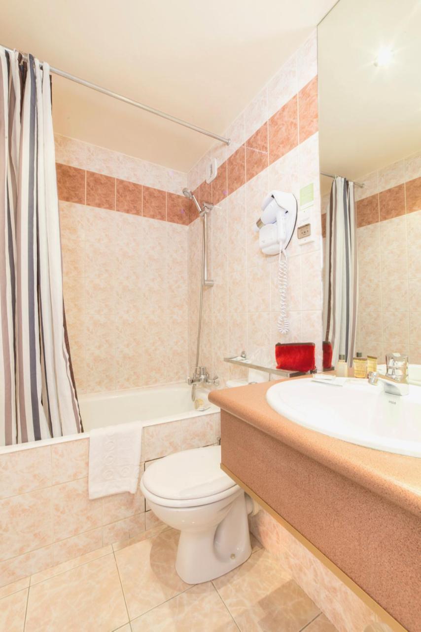Pierre Nicole Hotel Parijs